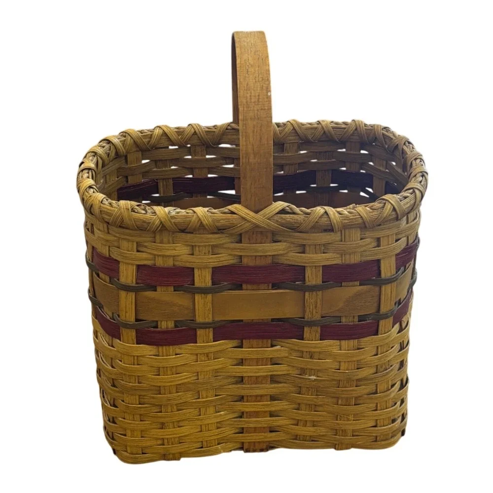 Vintage‎ | Woven Wicker Basket with Handle | Unsigned | Farmhouse Decor